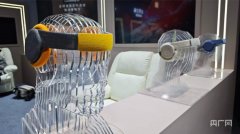 ”展台工做人员引见 